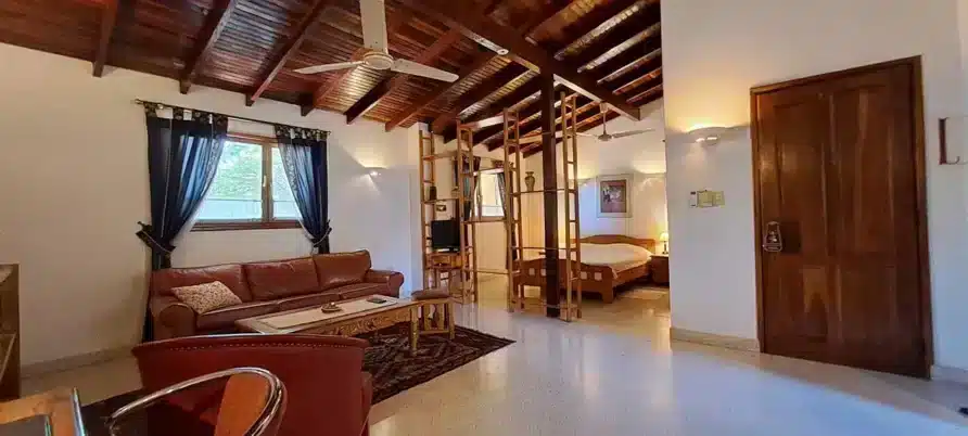 Executive Suite 5