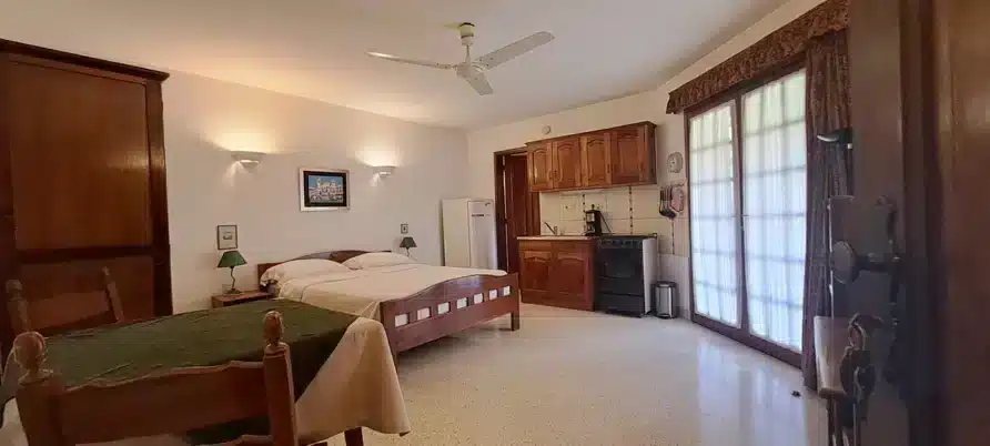 Standard Suite 4